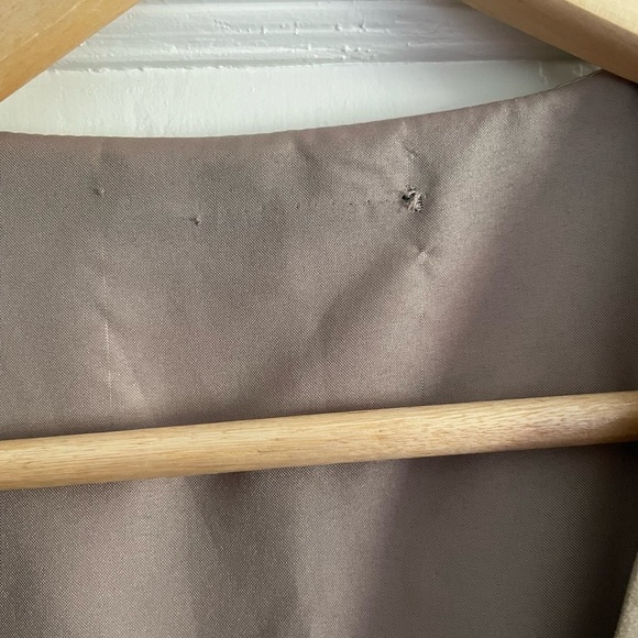 Stunning Vintage Taupe vest with black stitching - Picture 5 of 12